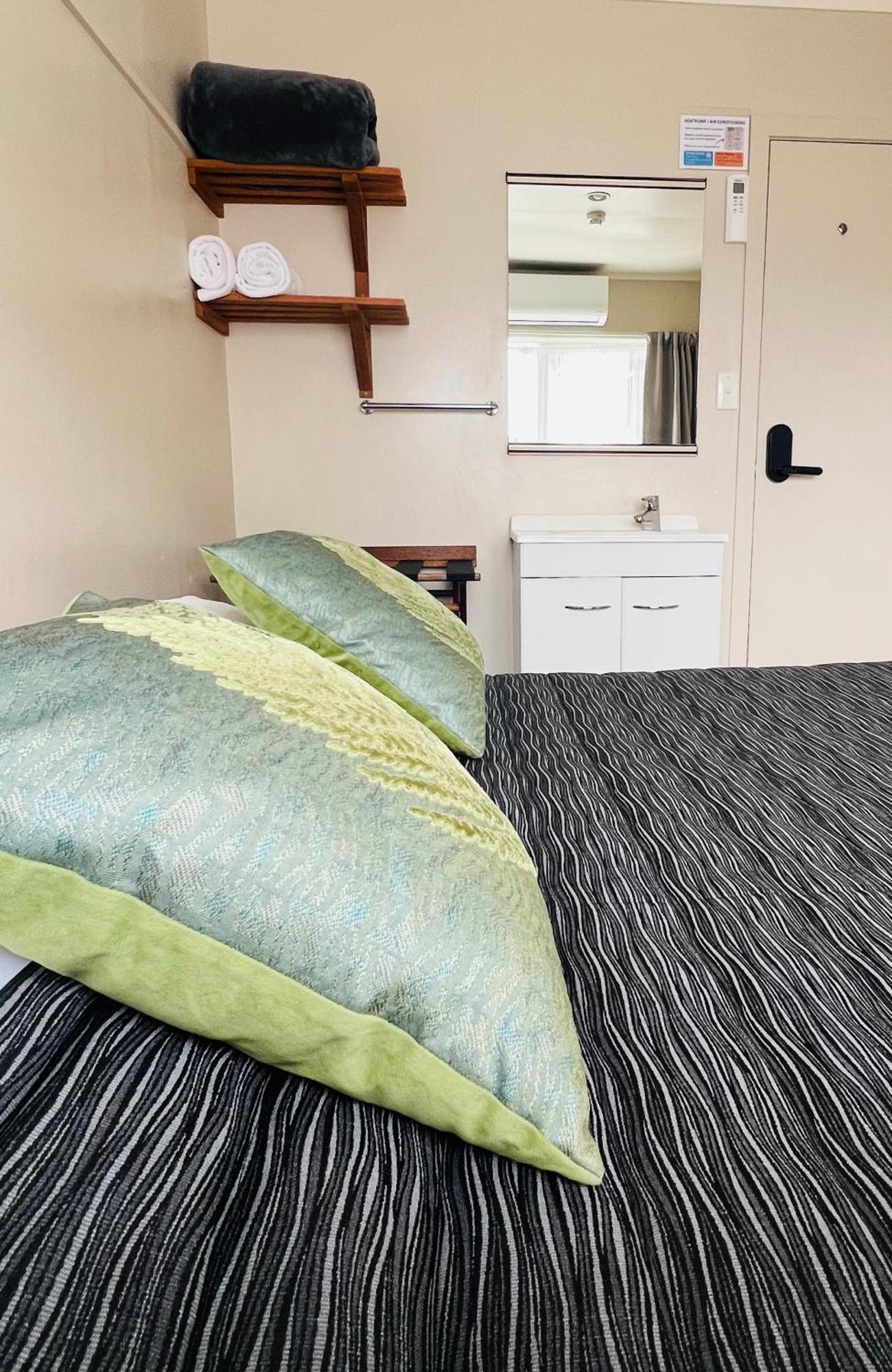Seagulls Guesthouse Mount Maunganui Ngoại thất bức ảnh
