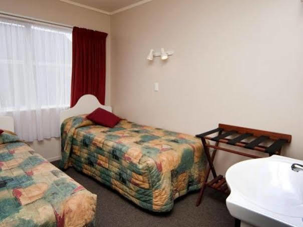 Seagulls Guesthouse Mount Maunganui Ngoại thất bức ảnh